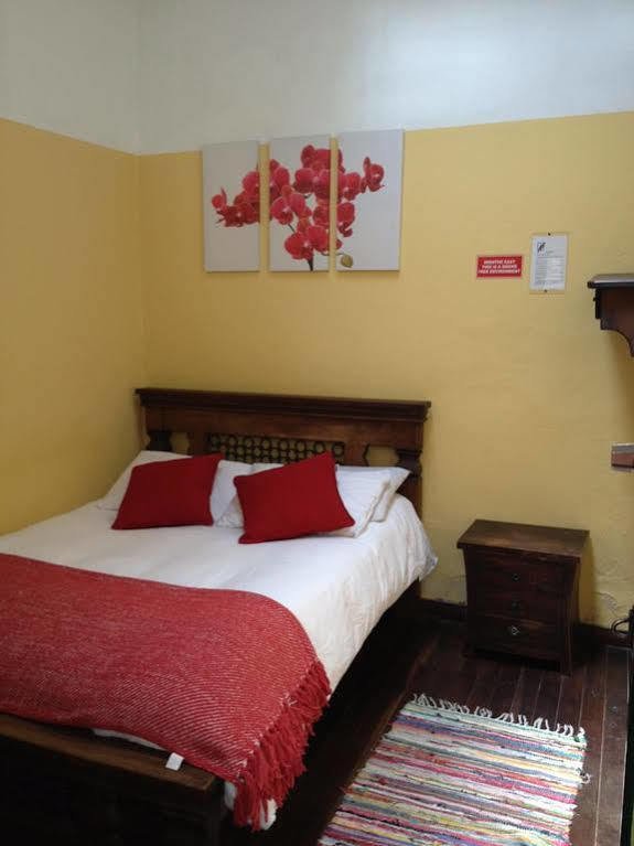 Chocolate Hostel Bogota Ngoại thất bức ảnh