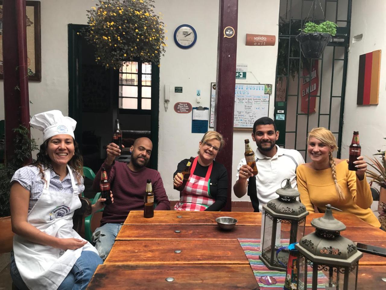 Chocolate Hostel Bogota Ngoại thất bức ảnh